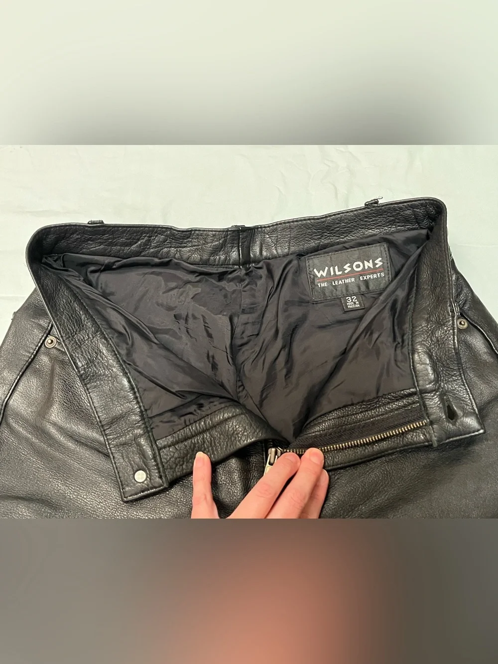90s Wilson’s Men's Black Leather pants - Classic Five-Pocket Sz 32 biker